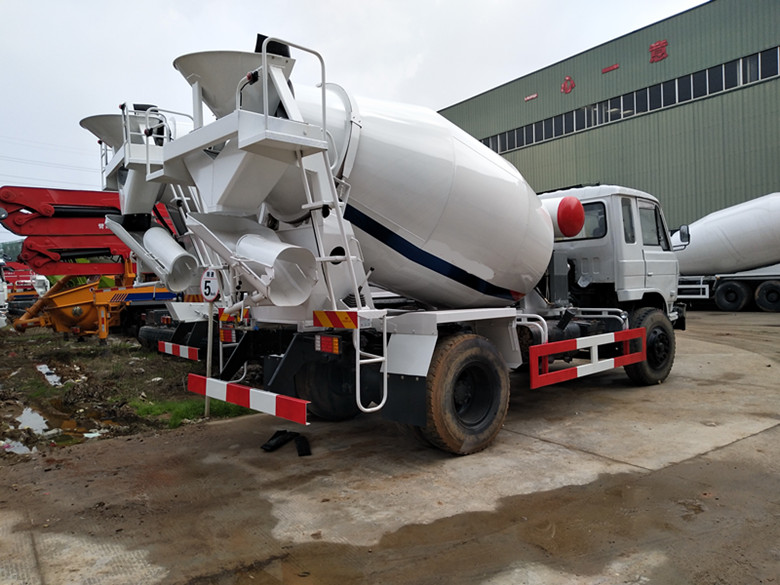 東風(fēng)6方不上戶(hù)攪拌車(chē)